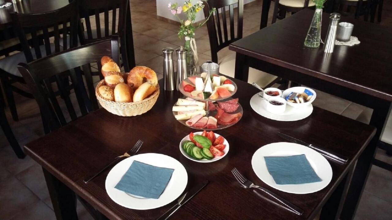 Zum Baren - Einfach Anders Hotel Mainbernheim Luaran gambar